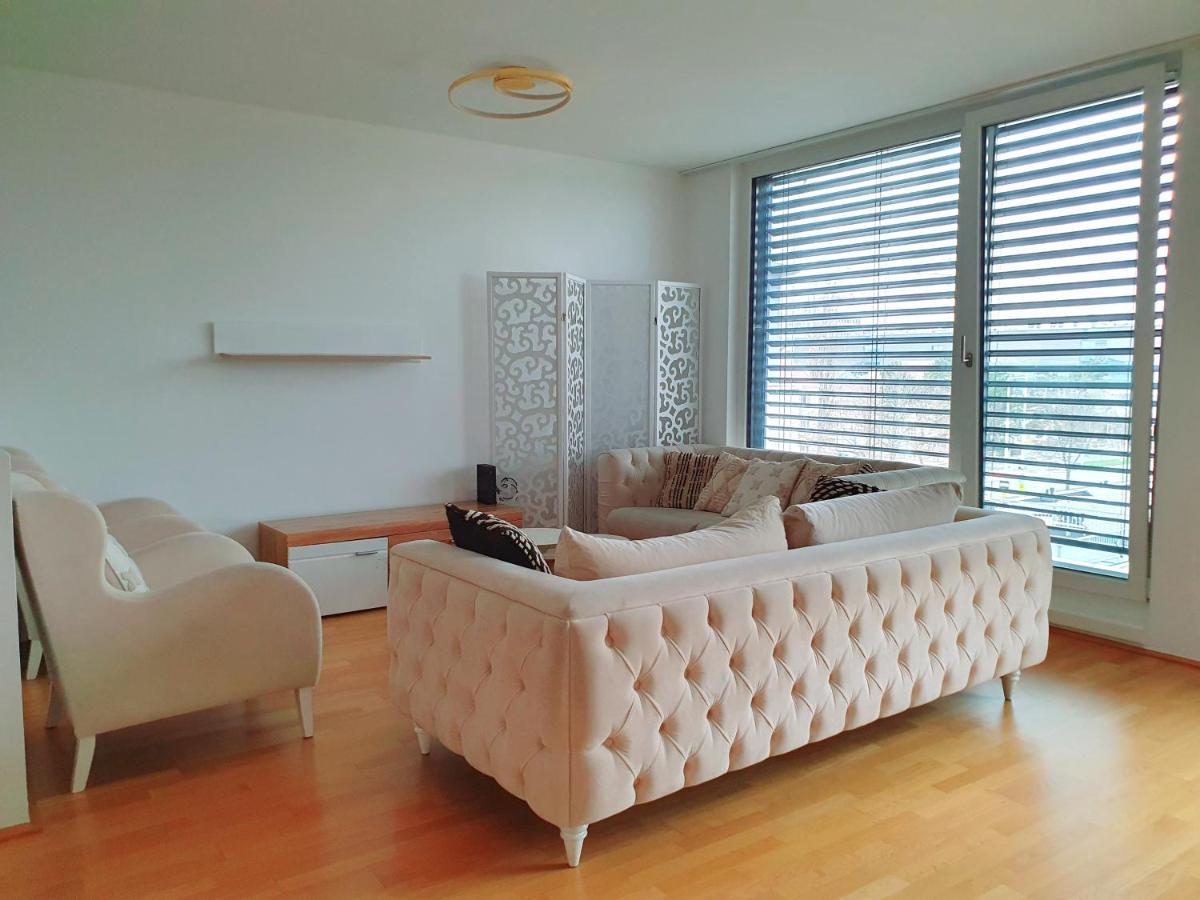 Near Lake Two Bedroom Duplex Apartment Vienna Exterior photo
